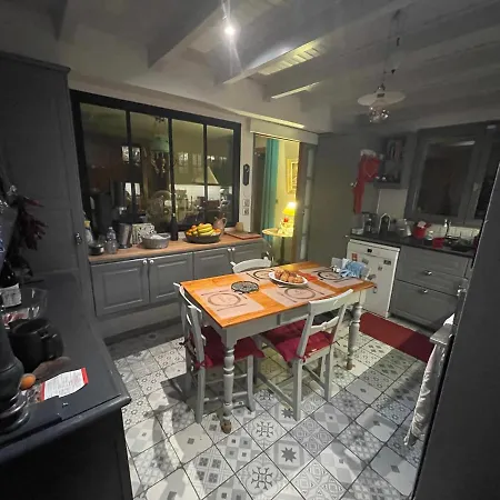 Homestay Duud Castanet-Tolosan